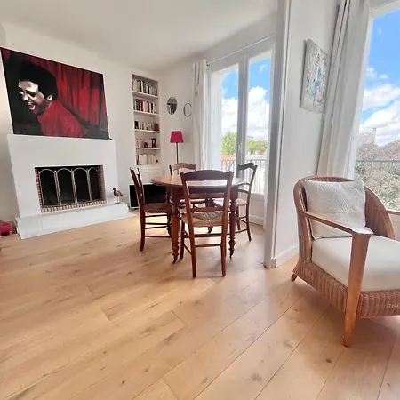 T2 - Procès - Parking Gratuit - Wifi *